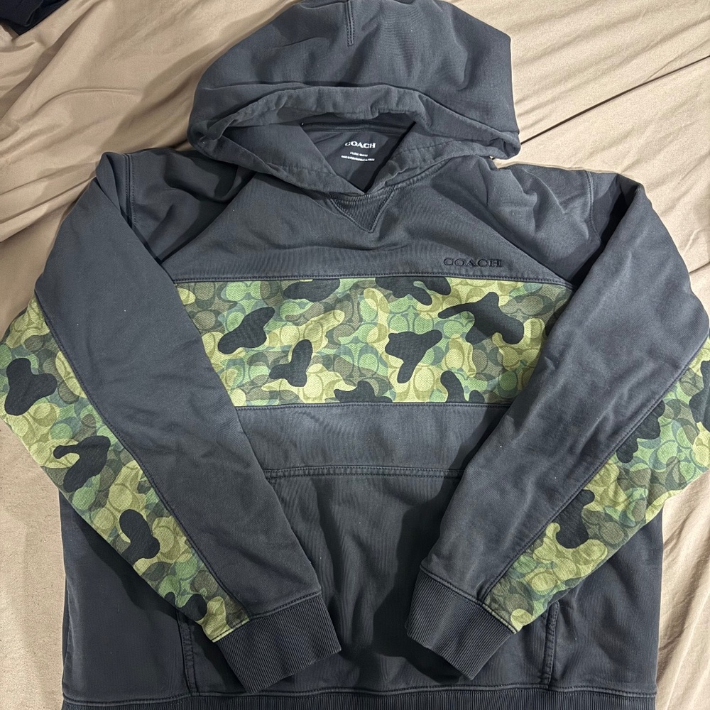 XL Genuine Coach Camo Hoodie